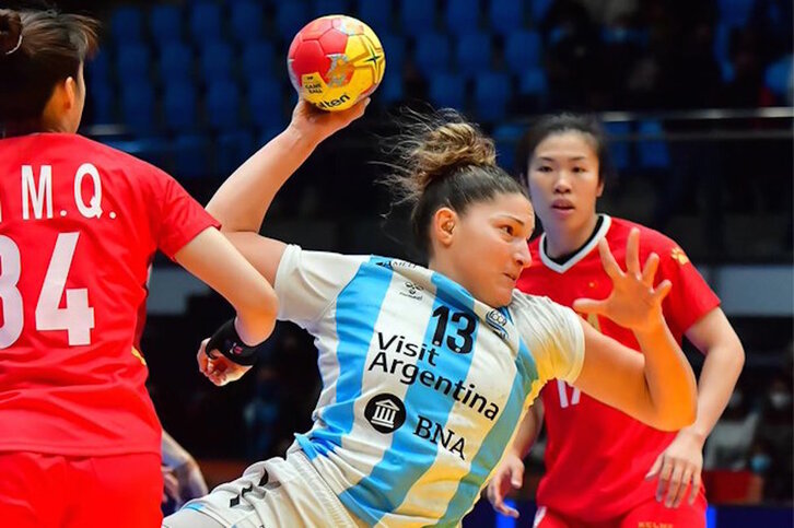 Gavilán recala en Bera Bera para fortalecer la posición de pivote.