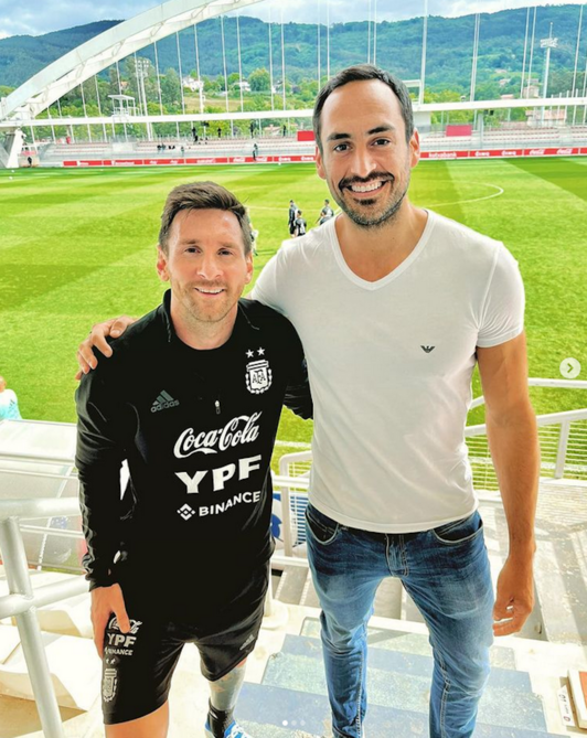 Leonel Messi y Pablo Fusto, dos campeones argentinos en Lezama.