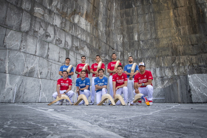 Pilotariak, gaur, Markinako marmol harrobian egindako aurkezpen ekitaldian.