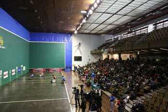 Aurten Eibarko Astelenan jokatutako gurpildun aulkiko Irekiaren irudi bat