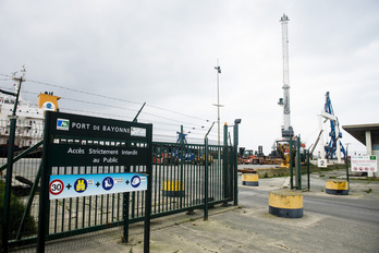 Le port de Bayonne est géré par la Chambre de commerce et de l'industrie de Bayonne..
