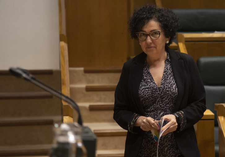 La parlamentaria de EH Bildu Pacis García ha defendido la anulación del convenio.