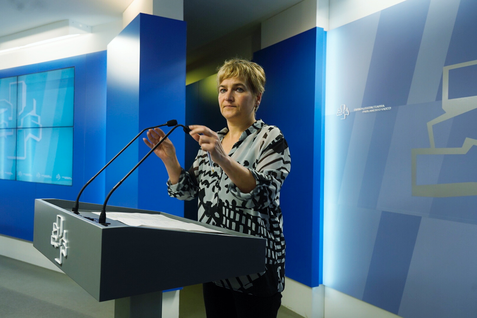 Comparecencia de Rebeka Ubera (EH Bildu) en el Parlamento. Raul BOGAJO/FOKU