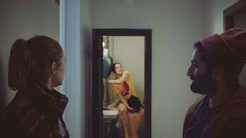 Kristine Kujtah Thorp es la rebelde veinteañera embarazada.