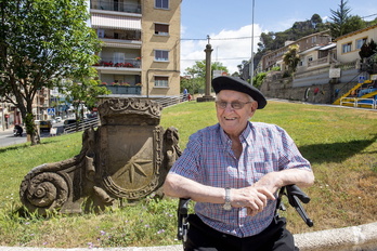Jesús Araiz, «Siti», en uno de los accesos a Lizarra.