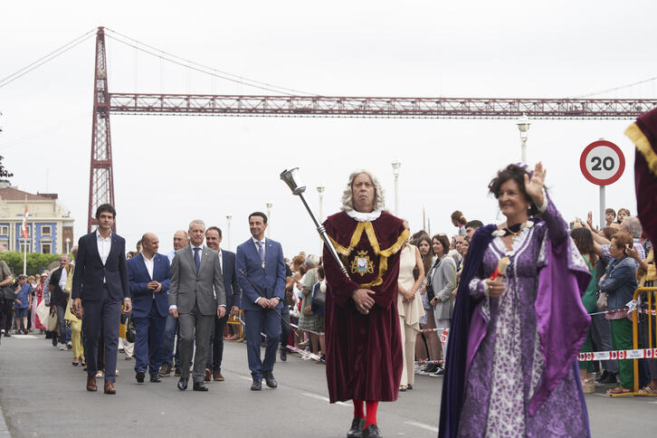 Rementeria, Urkullu y Torres, durante los actos de esta mañana.