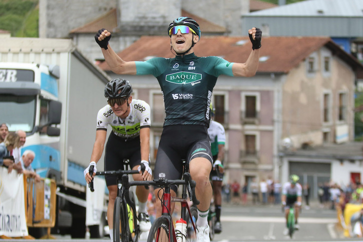 Gorka Sorarrain se impuso a Ander Ganzabal y Mulu Kinfe Hailemichael el sábado en Berriatua.