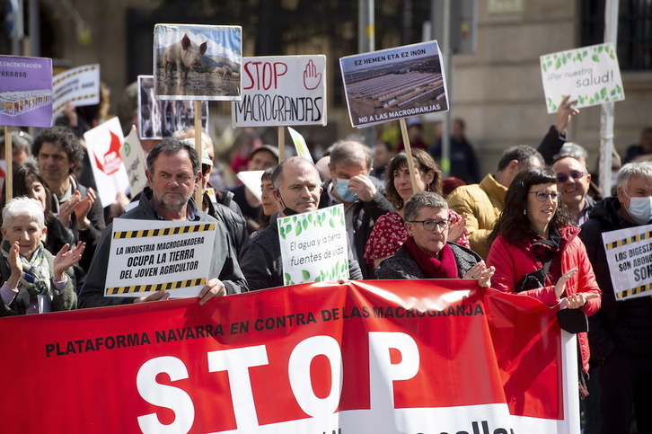 Movilización en marzo en Iruñea para rechazar las denuncias de Valle de Odieta contra colectivos ambientalistas, que ahora se han vuelto a repetir.
