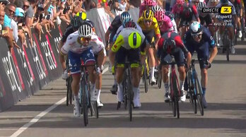 Álex Aranburu ha peleado con los mejores en el sprint del Tour de Suiza.