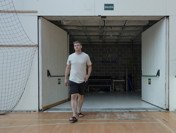 Julen Aginagalde, atzo, Artalekun, prentsaurrekora abiatzen.