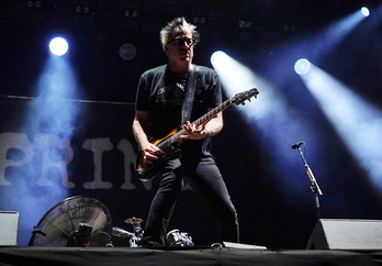 Actuación de Offspring.