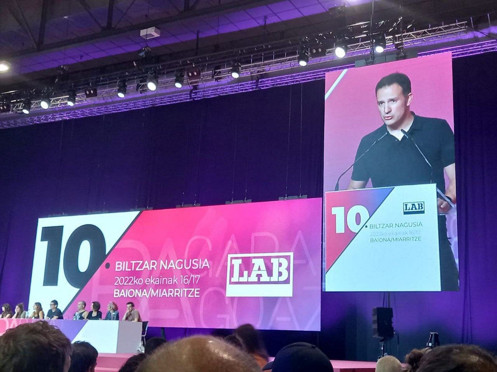 ELAko idazkari nagusi Mitxel Lakuntzaren hitzartzea. (ELA)