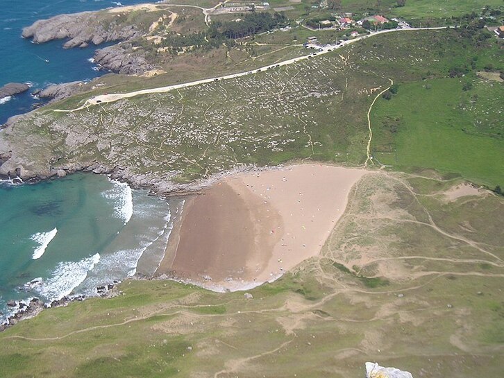 Playa de Sonabia, en Cantabria.