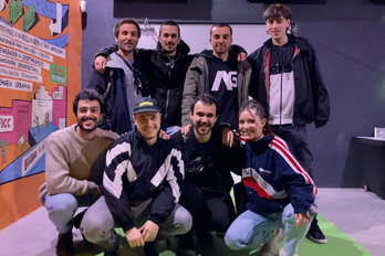 Loraldia jaialdiaren baitan eman zuen kontzertua La Terminal aretoan Amooma taldeak.