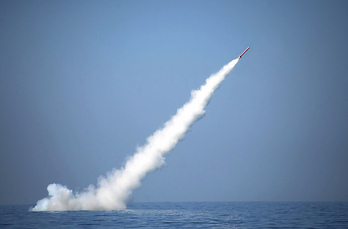 Misil de crucero con capacidad nuclear lanzado desde un submarino paquistaní.
