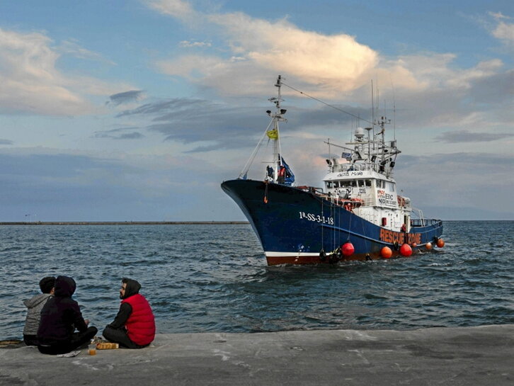 «Aita Mari» gaur porturatuko da.