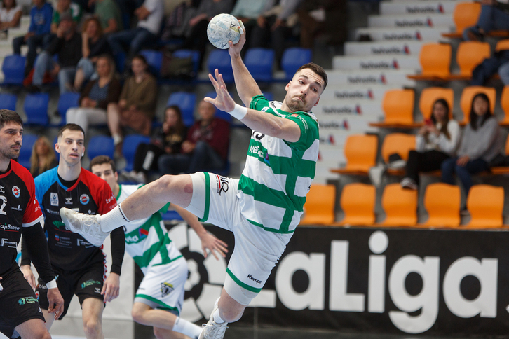 Anaitasuna quiere que Aitor García sea un referente de futuro.