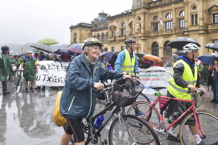 Blai iritsi dira bizikleta martxaren azken etapan parte hartu dutenak Donostiara.
