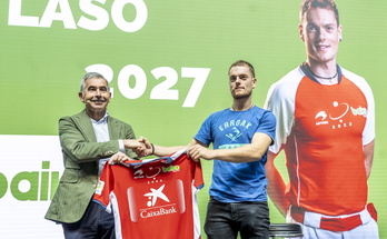 Joserra Garai eta Unai Lasok Bizkaia frontoian aurkeztu dute akordio berria.