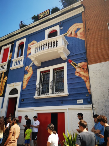 Calle de Milán durante la Design Week.