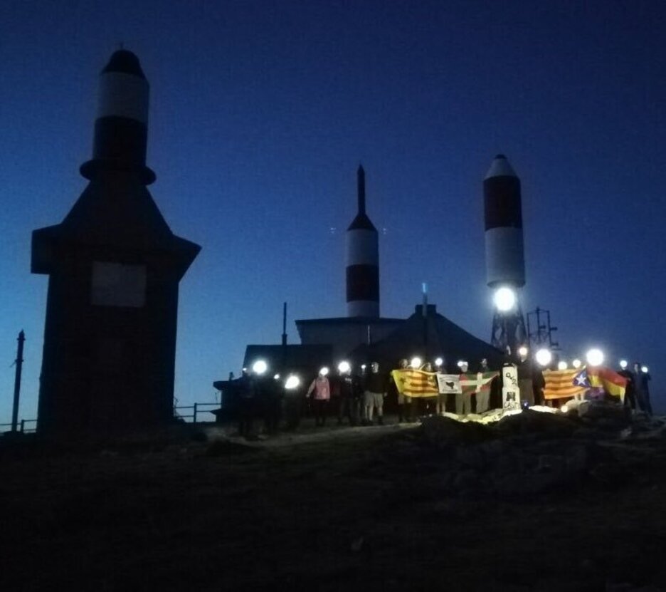 En Madrid, en la Bola del Mundo, también se han sumado a la iniciativa.