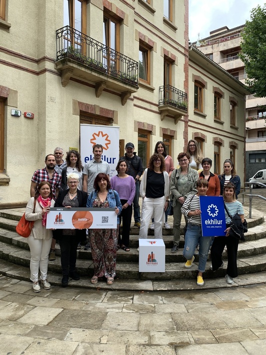 Hernaniko merkataritza sarearen aurkezpena. 