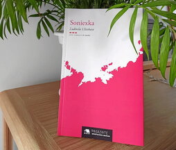 Pasazaitek argitaratutako azken liburuaren azala.