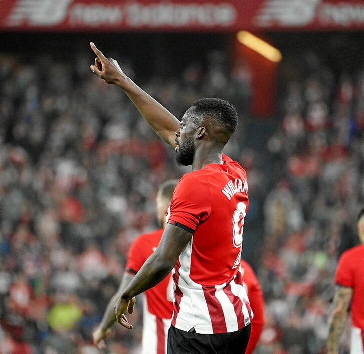 Iñaki Williams en un partido en San Mamés.