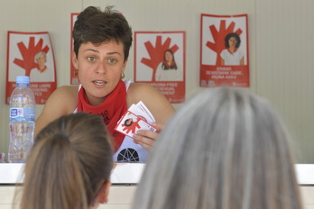 Punto de atención instalado en la Plaza del Castillo.