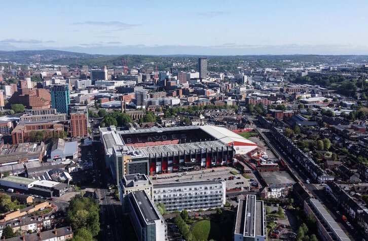 Erabat aldatu da harrezkero baina Bramall Lanek 1862. urtean hartu zuen lehen futbol partida.