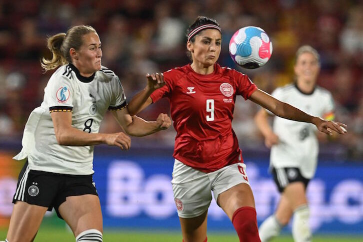 Nadia Nadim disputó los últimos minutos del encuentro entre Dinamarca y Alemania del pasado viernes.