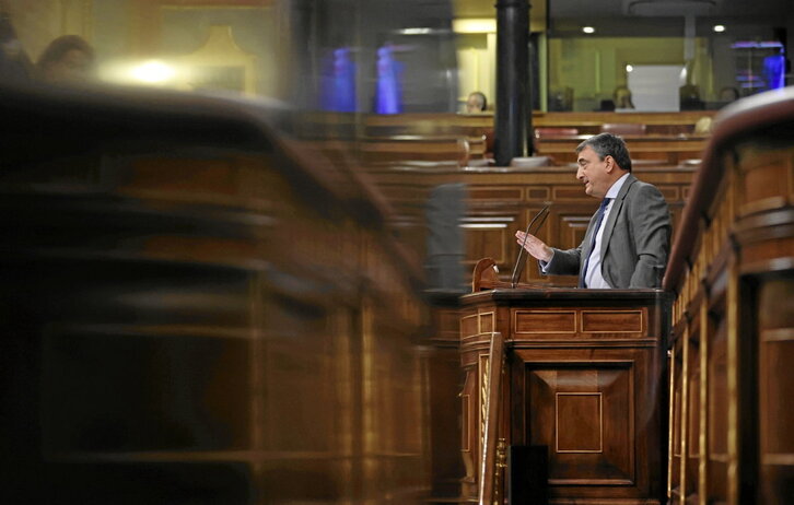 Esteban denunció que Sánchez no está cumpliendo ni el pacto de investidura ni su calendario de transferencias.