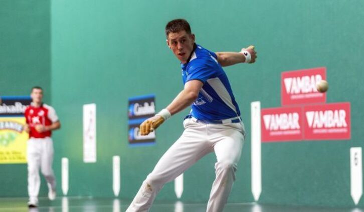 Unai Alberdik udaberri aldera arte egon beharko du geldirik.