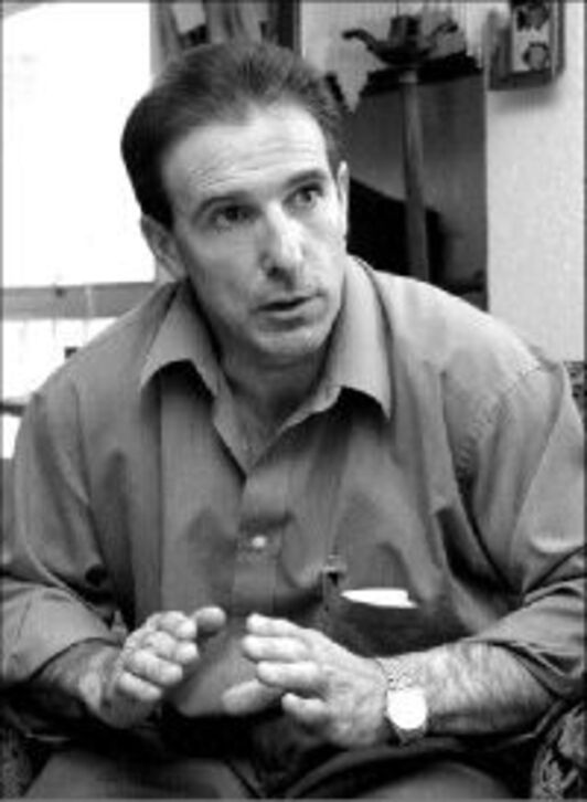 Lazaro Galarza, 2001. urtean Mexikon.