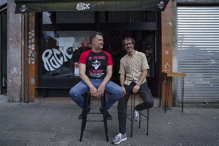 Alex Ron y Dani Oñate, hablando de los divino y lo humano.