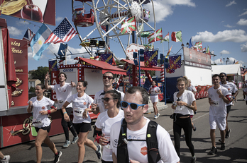 « La foulée des festayres » a débuté à 9 heures à la Côte des Basques à Biarritz pour une arrivée à la mairie de Bayonne.