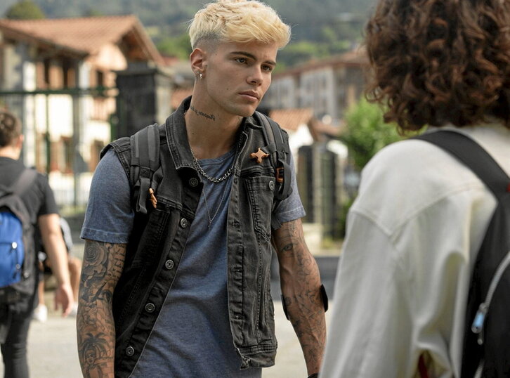 Comedia y fantasía se dan cita en los seis episodios de esta serie.