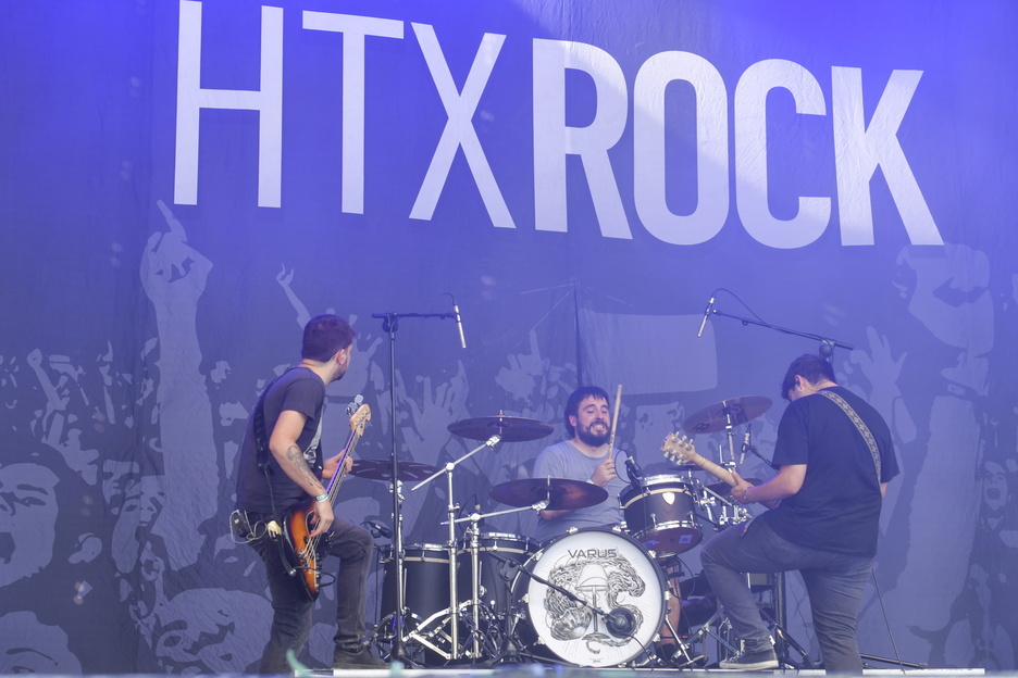 Otro momento del concierto de Pleura. Otro momento del concierto de Pleura.