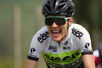 Imanol Álvarez, en plena subida de Lazkaomendi en su mejor día del año, tercero.