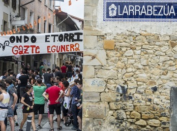 Ohikoa baino astebete beranduago ospatuko da aurten Larrabetzuko Gazte Eguna.