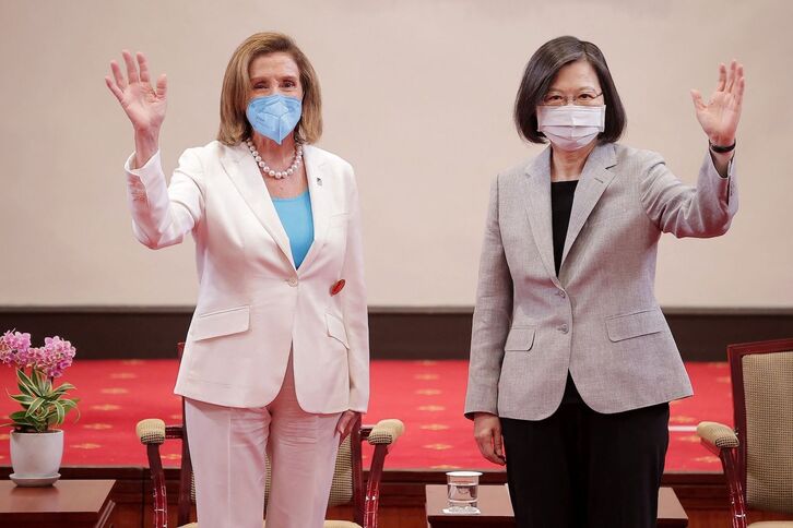 Nancy Pelosi junto a la presidenta de Taiwán, Tsai Ing-wen.