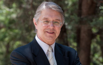 Víctor Pablo Pérez.