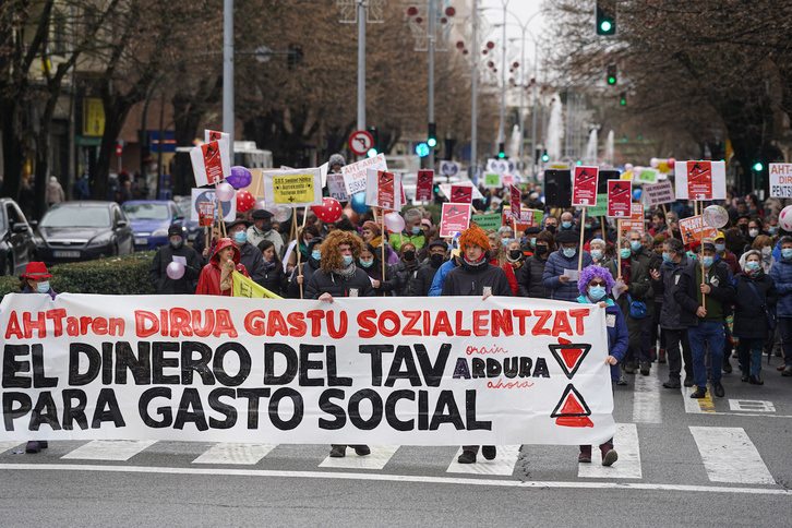 Manifestación contra el TAV en Iruñea, en diciembre de 2021.