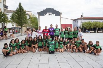 Todos los equipos de Beti Onak, incluidas las categorías inferiores, lucirán la nueva camiseta.