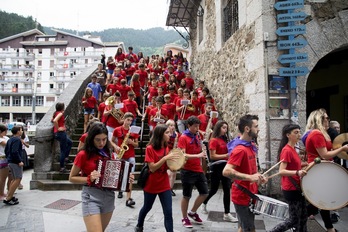 Ondarroako gazteak eta ez hain gazteak kalera irtengo dira asteburu honetan.