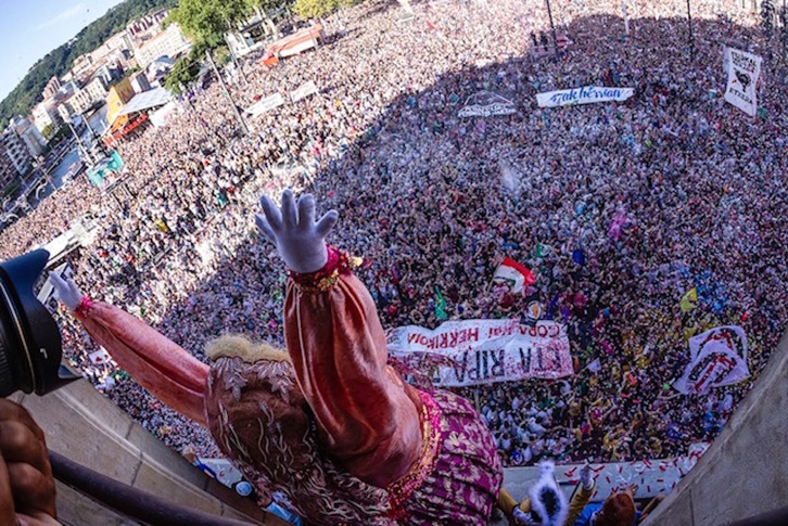 Marijaia, Bilboko Aste Nagusiari hasiera ematen.