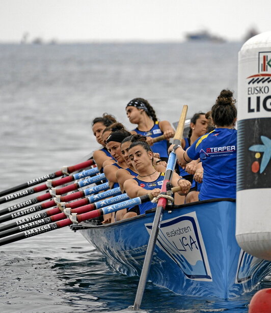 Tolosaldeko trainerua, Ondarroako estropadan.