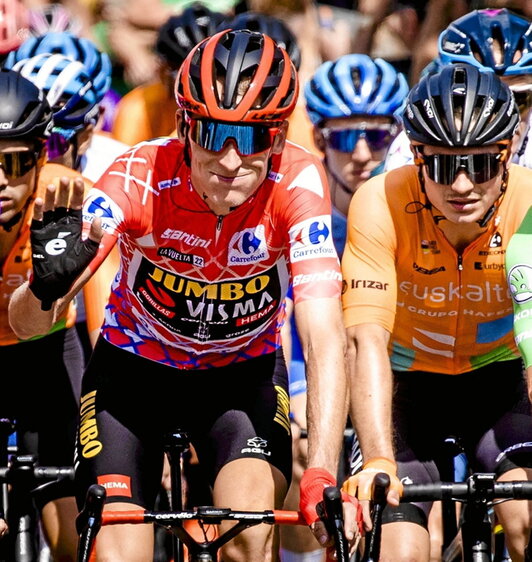 Gesink vivió un día especial con el liderato.