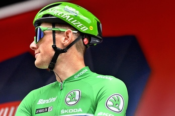 Sam Bennett ha reforzado su liderato en el maillot verde de la regularidad.