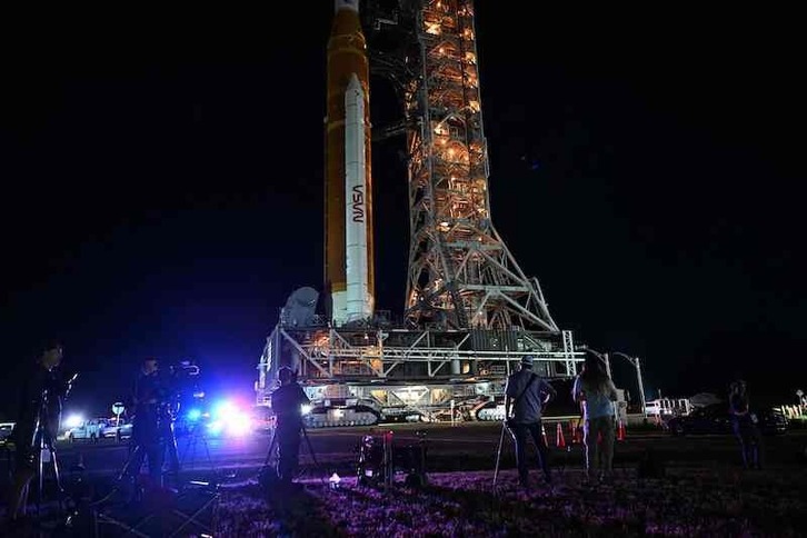 Artemis I Moon delakoa, prest Cabo Cañaveralen aurreko astean irudi honetan.
